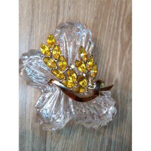 Vintage coro craft gold tone & rhinestones brooch